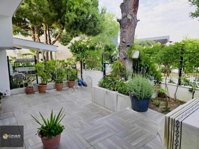 Kuşadasi, Aydin içerisinde satılık Villa