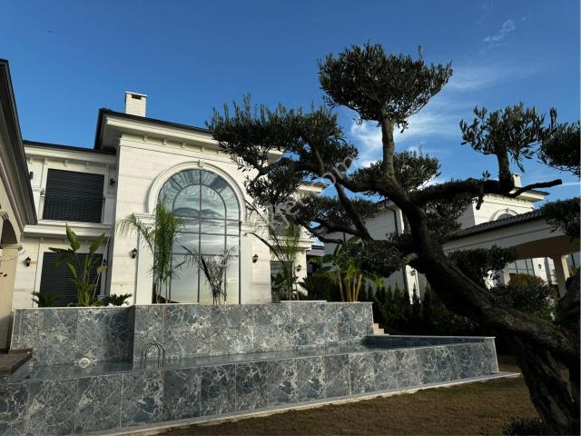 Kuşadasi, Aydin içerisinde satılık Villa