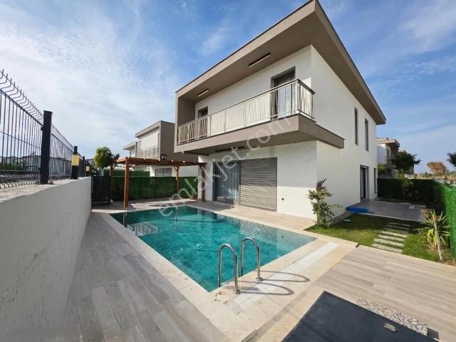 Kadıkalesi, Kuşadası içerisinde satılık Villa