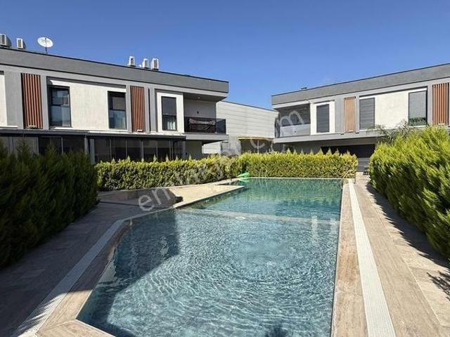 Kadıkalesi, Kuşadası içerisinde satılık Villa
