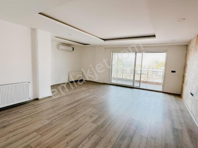 İkiçeşmelik, Kuşadası içerisinde kiralık mülk