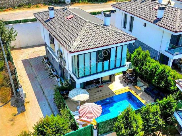 Kuşadasi, Aydin içerisinde satılık Arsa