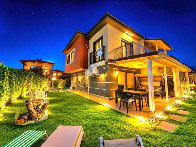 Kuşadasi, Aydin içerisinde satılık Villa