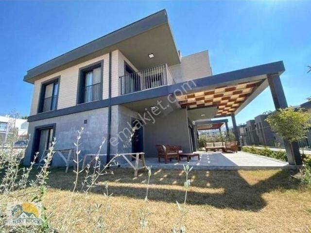 Kuşadasi, Aydin içerisinde satılık Villa