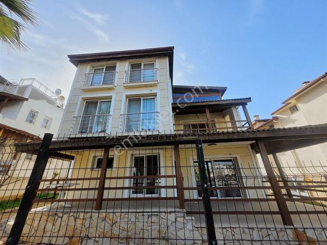 Kuşadasi, Aydin içerisinde kiralık Villa