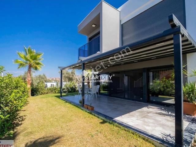 Kuşadasi, Aydin içerisinde satılık Villa