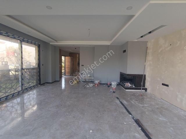 Kuşadasi, Aydin içerisinde satılık Villa