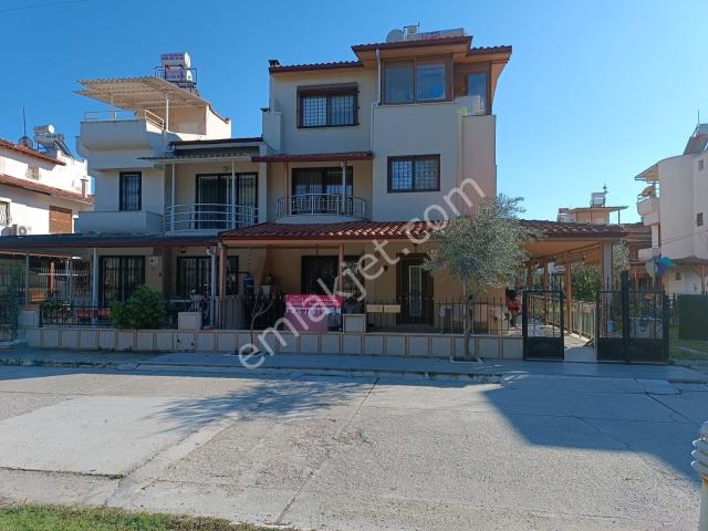 Kuşadasi, Aydin içerisinde satılık Villa