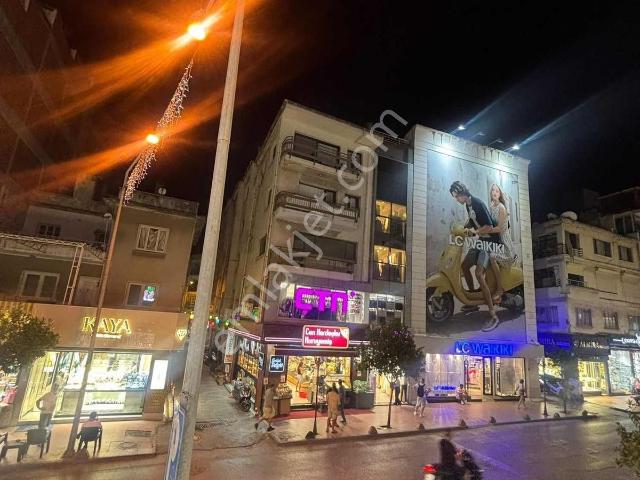 Kuşadasi, Aydin içerisinde satılık mülk