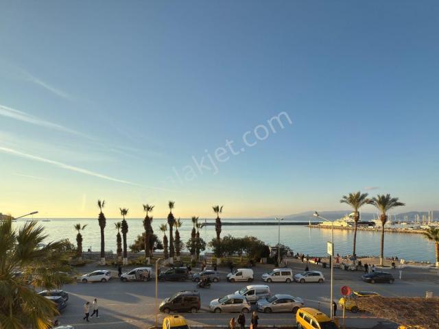 Kuşadasi, Aydin içerisinde satılık Daire