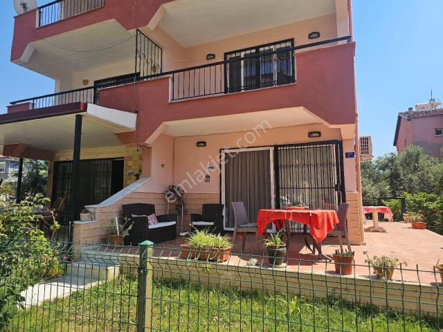 Kuşadasi, Aydin içerisinde satılık Villa