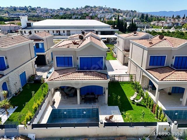 Kuşadasi, Aydin içerisinde satılık Villa