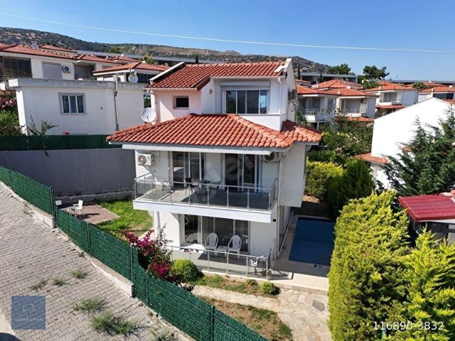 Kuşadasi, Aydin içerisinde satılık Villa
