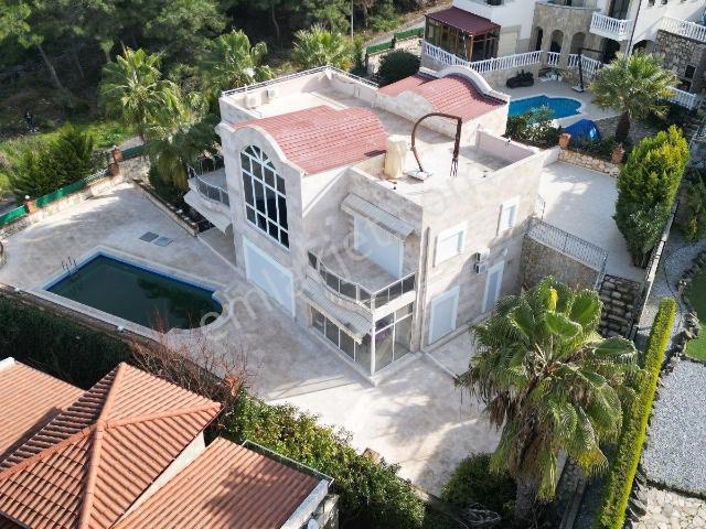 Soğucak, Kuşadası içerisinde satılık Villa