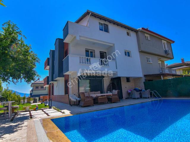 Kuşadasi, Aydin içerisinde satılık Villa