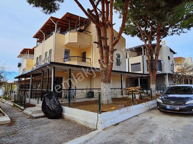 Kuşadasi, Aydin içerisinde satılık Villa