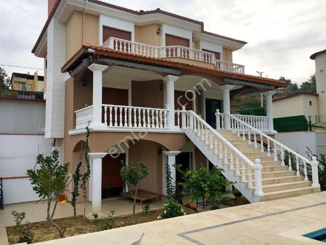Kuşadasi, Aydin içerisinde satılık Villa