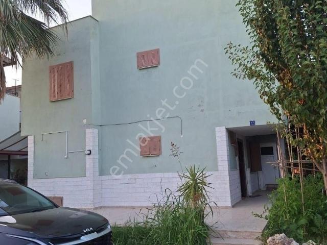 Kuşadasi, Aydin içerisinde kiralık Villa