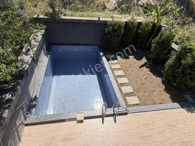 Kuşadasi, Aydin içerisinde satılık Villa