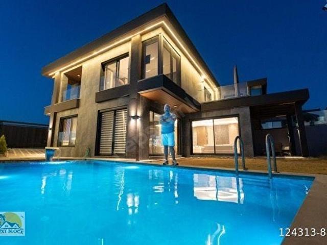 Kuşadasi, Aydin içerisinde satılık Villa