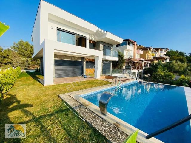Kuşadasi, Aydin içerisinde satılık Villa