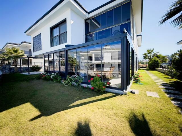 Davutlar Mahallesi, Kuşadası içerisinde satılık Villa