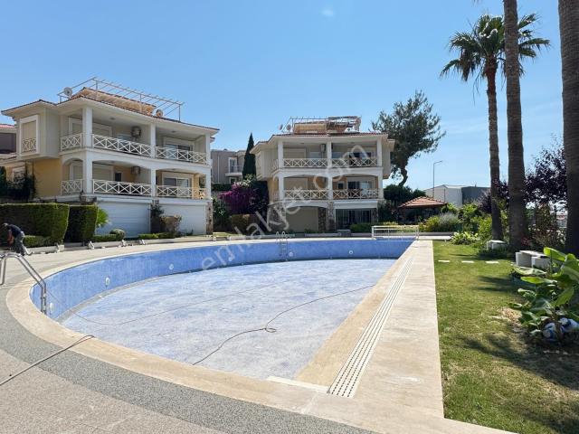 Kuşadasi, Aydin içerisinde satılık Villa
