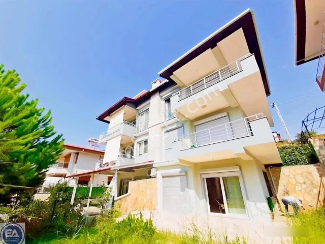 Kuşadasi, Aydin içerisinde satılık Arsa