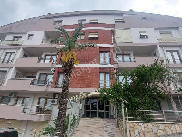 Kuşadasi, Aydin içerisinde satılık mülk