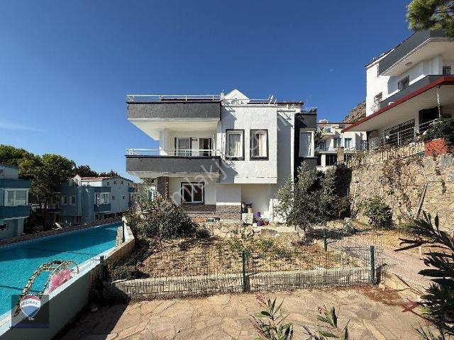 Değirmendere, Kuşadası içerisinde satılık Villa