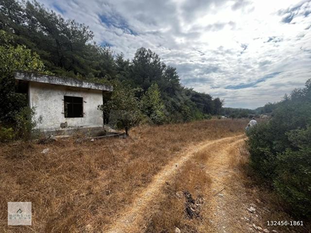 Kuşadasi, Aydin içerisinde satılık Arsa
