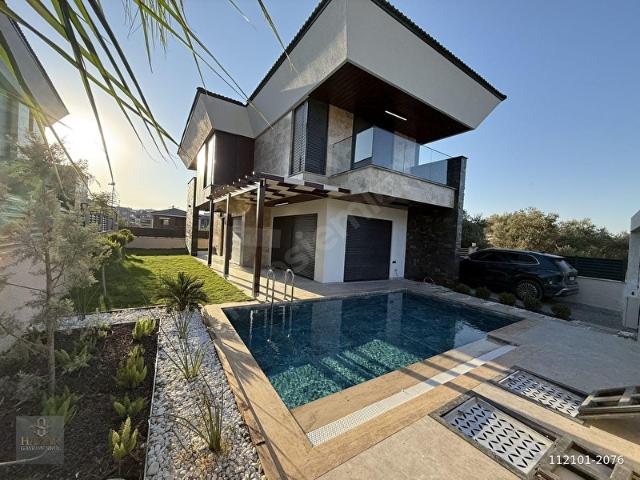 Kuşadasi, Aydin içerisinde satılık Villa