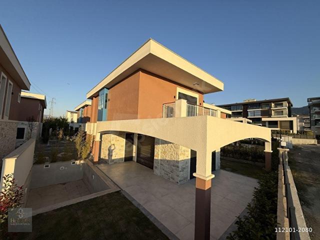 Güzelçamlı Mahallesi, Kuşadası içerisinde satılık Villa