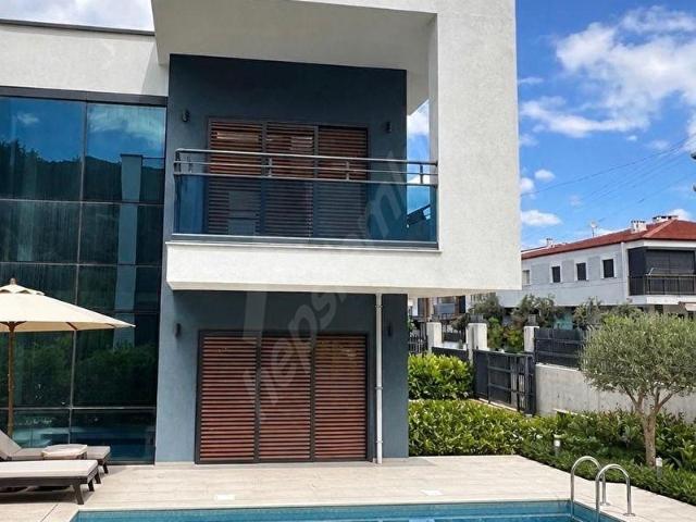 Davutlar Mahallesi, Kuşadası içerisinde satılık Villa