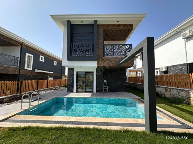 Davutlar Mahallesi, Kuşadası içerisinde satılık Villa