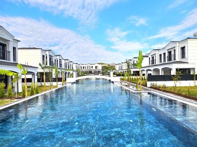 Kuşadasi, Aydin içerisinde satılık Villa