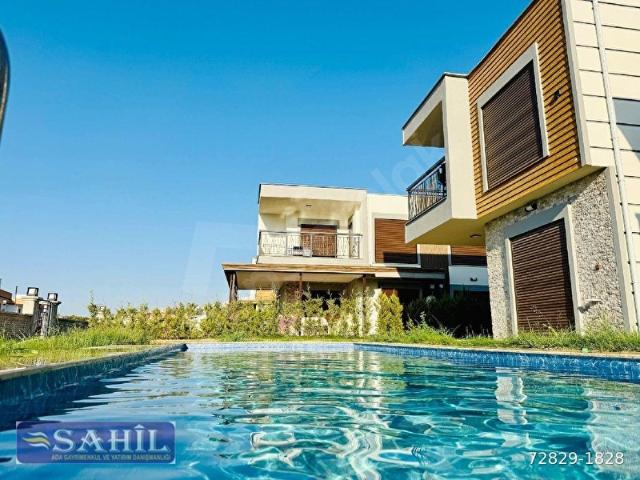 Kuşadasi, Aydin içerisinde satılık Villa