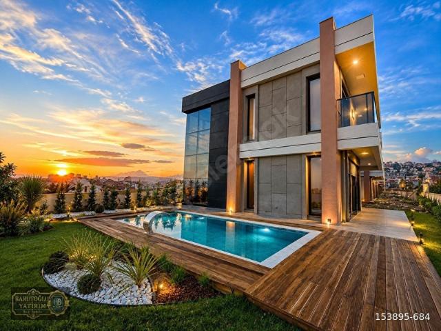 Kuşadasi, Aydin içerisinde satılık Villa