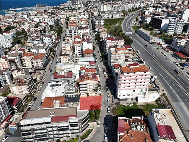 Cumhuriyet Mahallesi, Kuşadası içerisinde satılık Dükkan