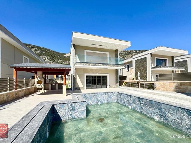 Değirmendere, Kuşadası içerisinde satılık Villa