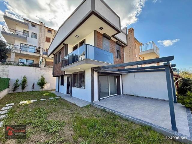 Soğucak, Kuşadası içerisinde satılık Villa