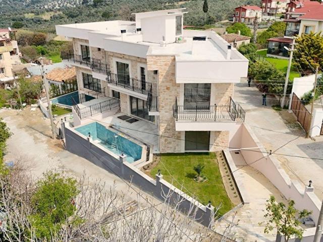 Soğucak, Kuşadası içerisinde satılık Villa