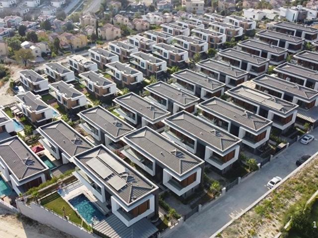 Kuşadasi, Aydin içerisinde satılık Villa