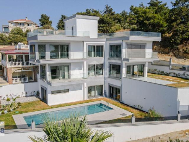 Soğucak, Kuşadası içerisinde satılık Villa