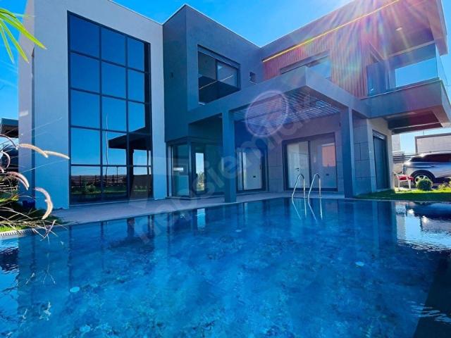 Kuşadasi, Aydin içerisinde satılık Villa