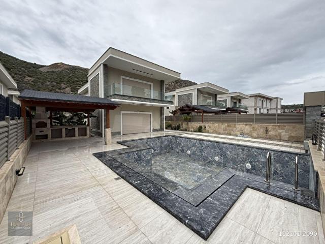 Yavansu, Kuşadası içerisinde satılık Villa