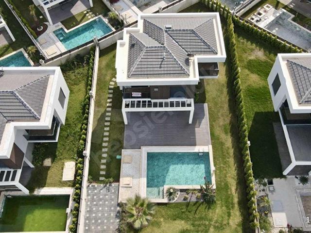 Kuşadasi, Aydin içerisinde satılık Villa