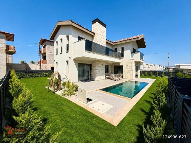Kadıkalesi, Kuşadası içerisinde satılık Villa