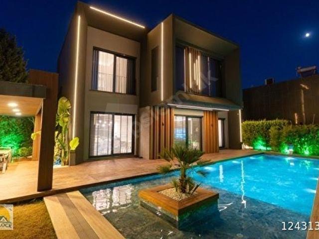 Kuşadasi, Aydin içerisinde satılık Villa