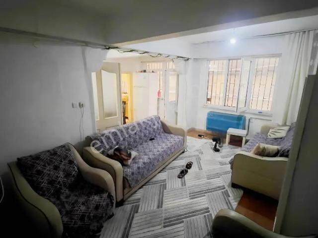 Söğütlü Çeşme Mahallesi, Küçükçekmece içerisinde satılık mülk